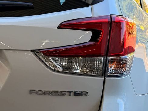Certified 2023 Subaru Forester Premium AWD/4WD image 7