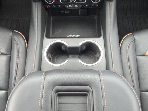 Used 2023 GMC Yukon AT4 w/ Technology Package image 43