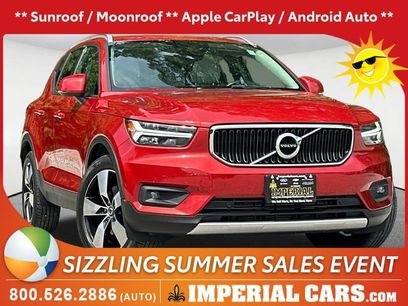 Used 2021 Volvo XC40 T5 Momentum w/ Premium Package