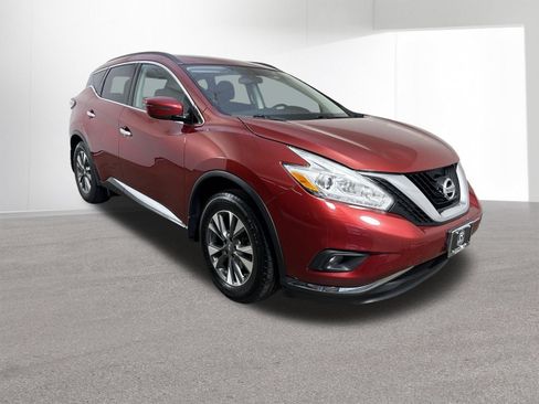 Used 2017 Nissan Murano SV w/ Premium Package AWD/4WD image 3