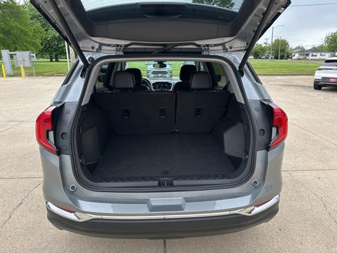 Used 2023 GMC Terrain SLT AWD/4WD image 23