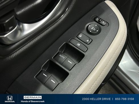 Used 2023 Honda HR-V LX image 18