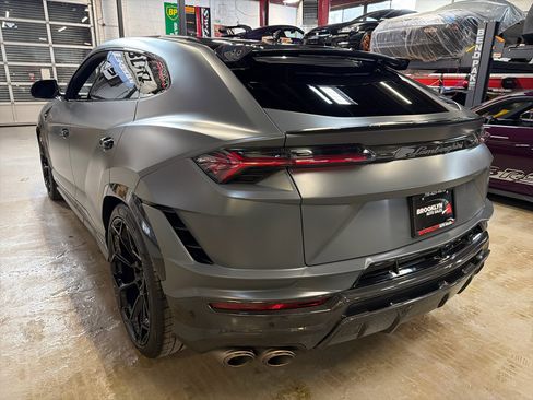 Used 2024 Lamborghini Urus Performante image 8