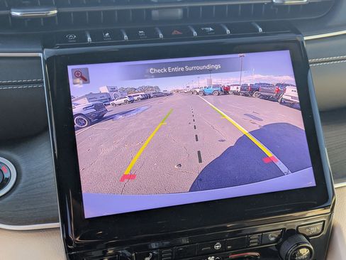 Certified 2024 Jeep Grand Cherokee L Limited image 21