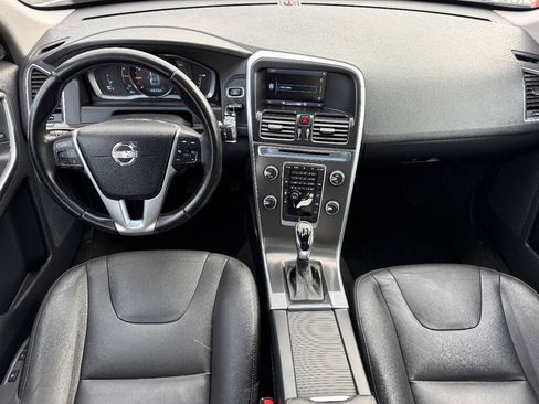 Used 2015 Volvo XC60 T5 Premier image 19