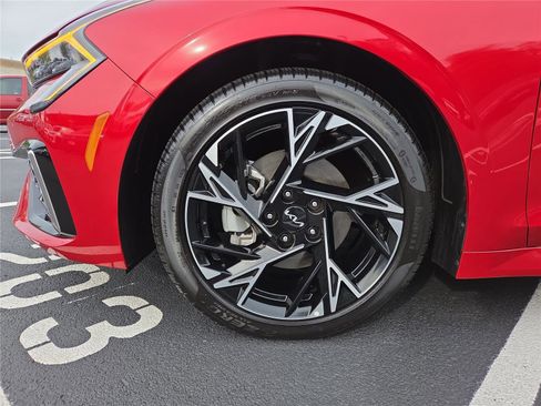 Used 2025 Kia K5 GT-Line w/ GT-Line Premium Package image 10