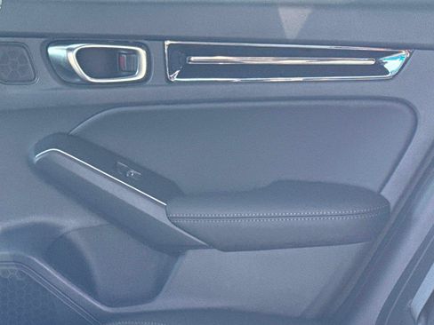 Certified 2025 Honda Civic Sport Touring image 14