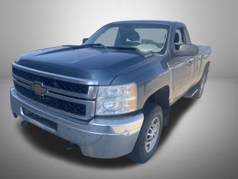 Used 2011 Chevrolet Silverado 2500 W/T image 3