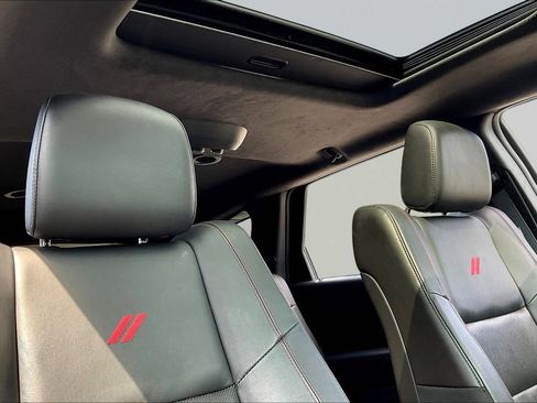 Used 2022 Dodge Durango R/T RWD image 27