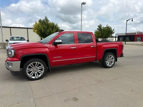 Used 2017 GMC Sierra 1500 SLT AWD/4WD image 4
