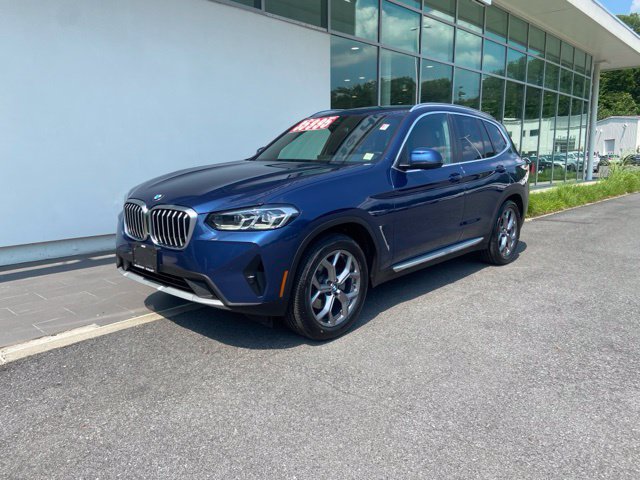 Certified 2023 BMW X3 xDrive30i w/ Premium Package AWD/4WD image 3