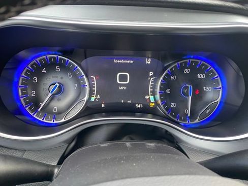 New 2026 Chrysler Pacifica Limited FWD image 20
