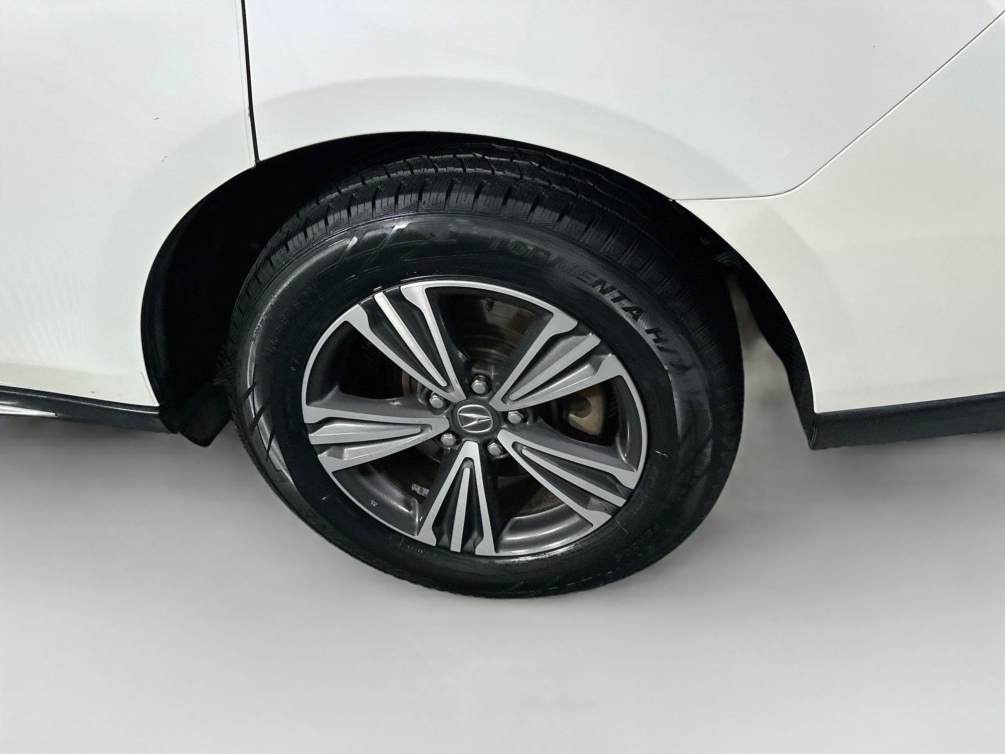 Used 2018 Acura MDX FWD image 11