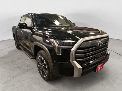 Used 2025 Toyota Tundra Limited image 5