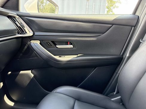 Certified 2026 MAZDA CX-90 3.3 Turbo w/ Select Package AWD/4WD image 32
