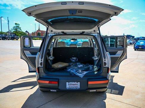 New 2026 Hyundai Santa Fe SE image 17