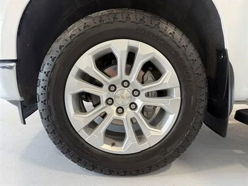 Used 2024 Chevrolet Silverado 1500 LTZ AWD/4WD image 53