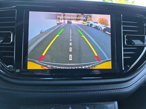 Used 2022 Dodge Durango GT AWD/4WD image 13