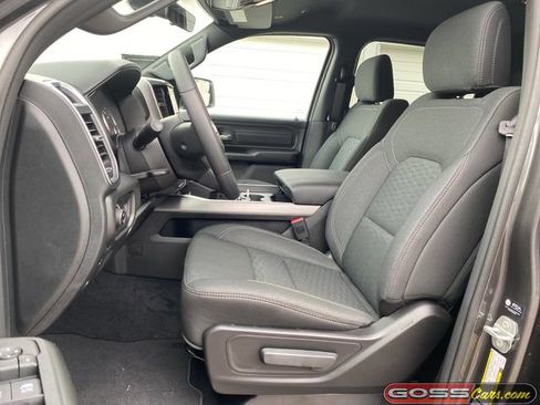 New 2026 RAM 1500 Express AWD/4WD image 24