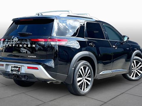 Certified 2025 Nissan Pathfinder Platinum FWD image 13
