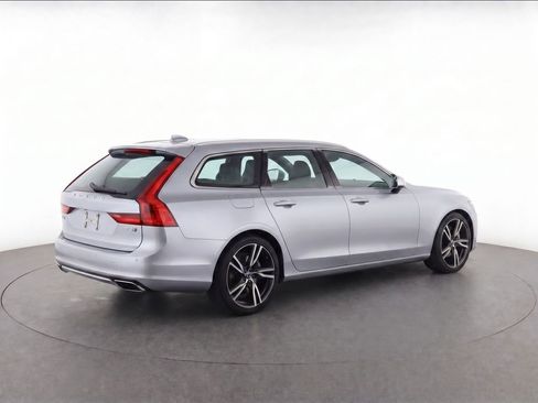 Used 2019 Volvo V90 T5 R-Design w/ Advanced Package FWD image 4