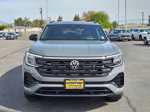 New 2026 Volkswagen Atlas Cross Sport SEL R-Line AWD/4WD image 6