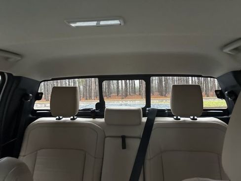 Used 2024 Ford Ranger Lariat w/ FX4 Off-Road Package image 34