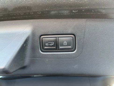 Used 2025 Hyundai Santa Fe Limited image 20