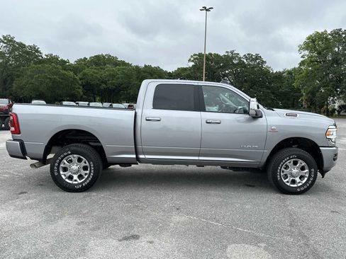 Used 2024 RAM 2500 Laramie w/ Safety Group AWD/4WD image 9
