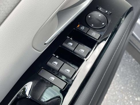New 2026 Hyundai Tucson Limited AWD/4WD image 17