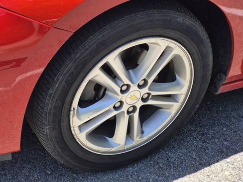 Used 2016 Chevrolet Cruze LT FWD image 7