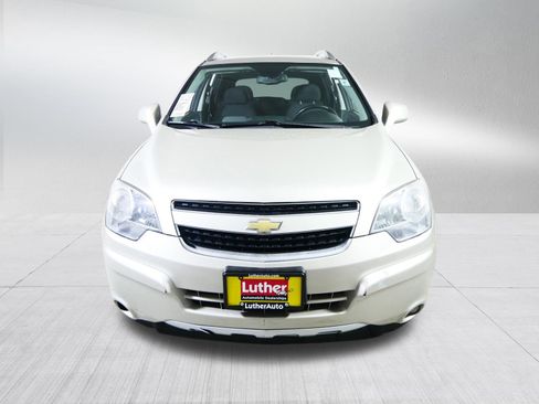 Used 2014 Chevrolet Captiva Sport LT image 2