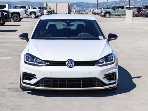 Used 2019 Volkswagen Golf R 4-Door image 2
