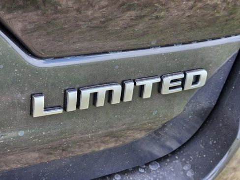 New 2026 Jeep Grand Cherokee Limited RWD image 8