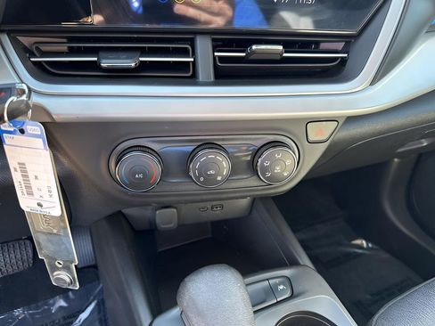 Used 2024 Chevrolet Trax LS w/ Driver Confidence Package image 34