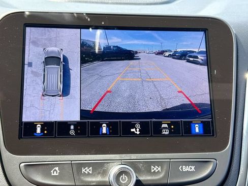 Certified 2022 Chevrolet Equinox RS w/ RS Leather Package AWD/4WD image 17