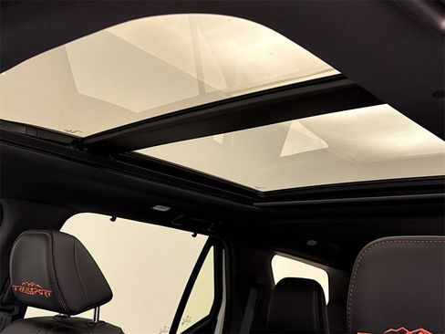 New 2025 Honda Pilot TrailSport image 15