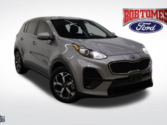 Used 2022 Kia Sportage LX image 1