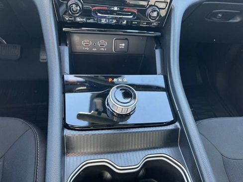 New 2025 Jeep Grand Cherokee L Laredo image 27