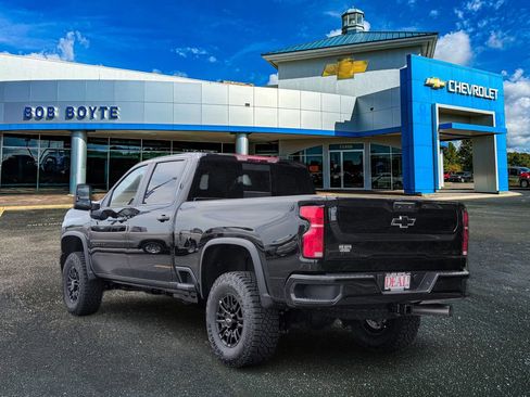 New 2026 Chevrolet Silverado 2500 ZR2 w/ LPO, Dark Essentials Package AWD/4WD image 3
