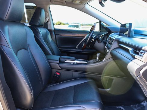Used 2020 Lexus RX 350L FWD w/ Premium Package image 19