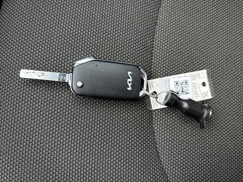 Certified 2023 Kia Forte LXS image 31