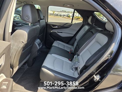 Used 2018 Chevrolet Equinox Premier FWD image 8