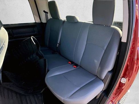 Used 2018 RAM 2500 Tradesman w/ Chrome Appearance Group image 25