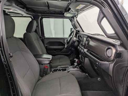 Used 2018 Jeep Wrangler Unlimited Sport AWD/4WD image 20