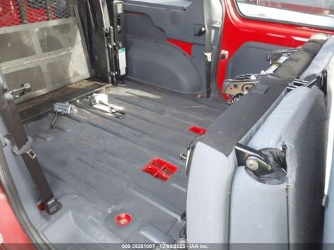 Used 2013 Ford Transit Connect XLT Premium FWD image 9