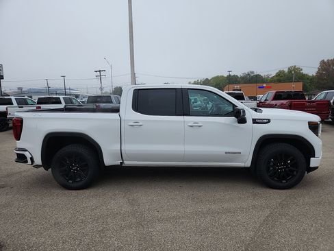 New 2026 GMC Sierra 1500 Elevation w/ Elevation Premium Package image 10