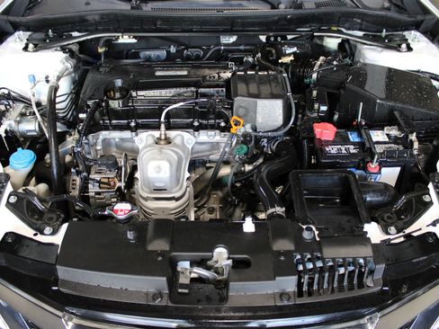 Used 2016 Honda Accord EX image 33