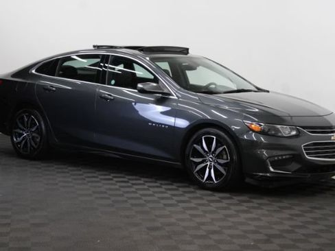 Used 2017 Chevrolet Malibu LT w/ Leather Package FWD image 1