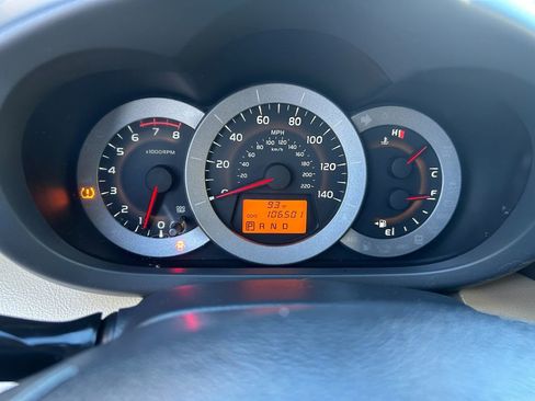 Used 2012 Toyota RAV4 4WD w/ Value Pkg image 22